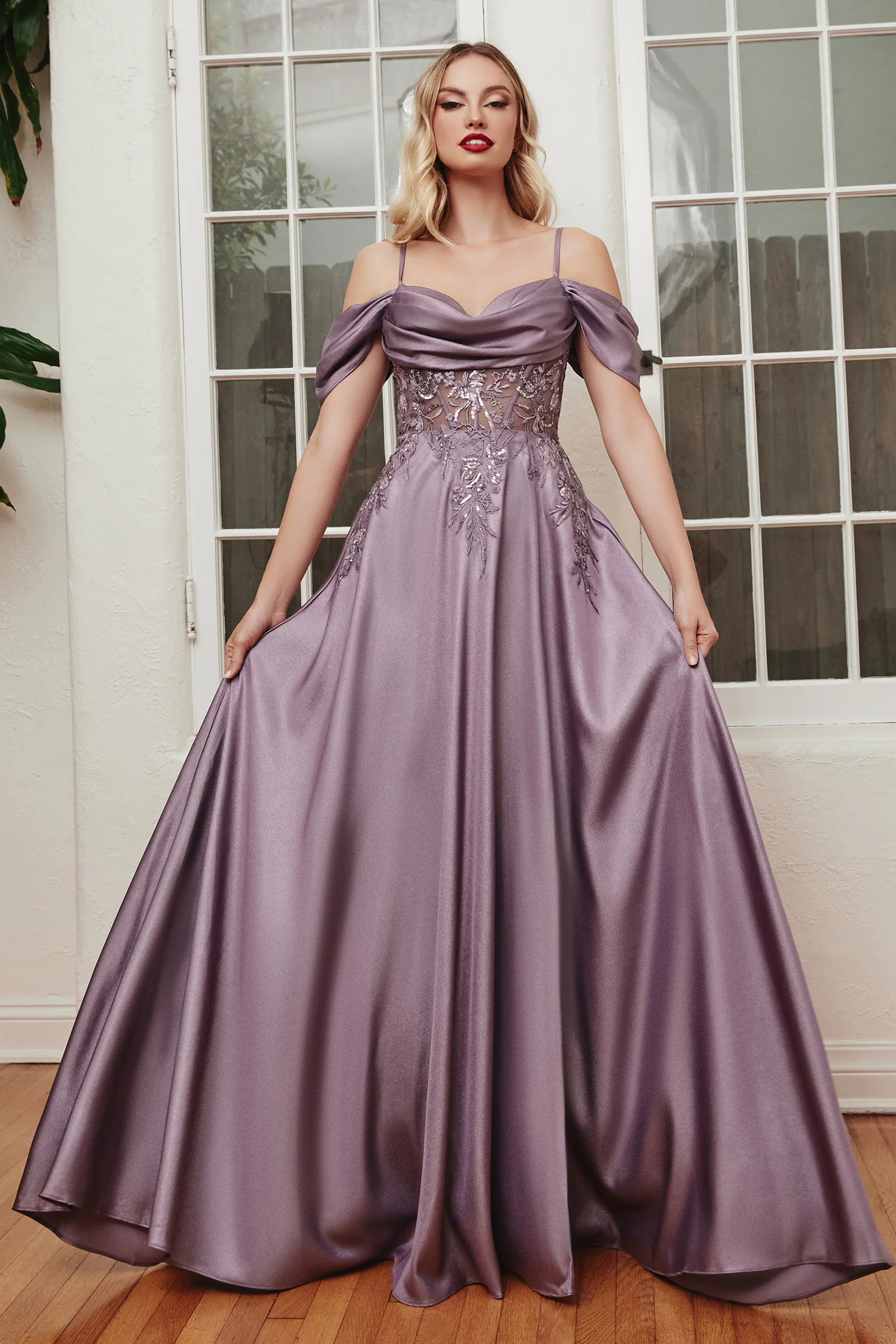 Vestido satinado de la altura de la línea A OC012 de Ladivine